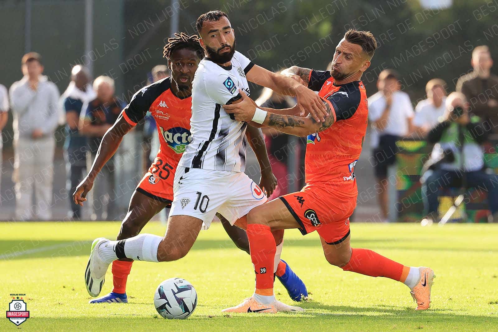 Himad ABDELLI (Angers SCO) / Anthony GONçALVES (Stade Lavallois)