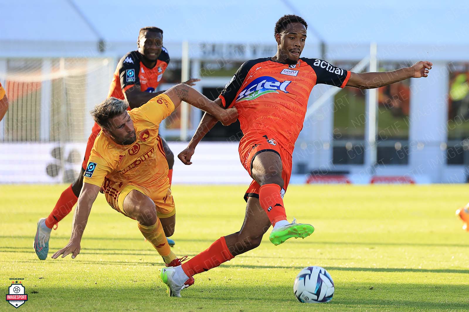Joris CHOUGRANI (Rodez AF) / Rémy LABEAU LASCARY (Stade Lavallois)