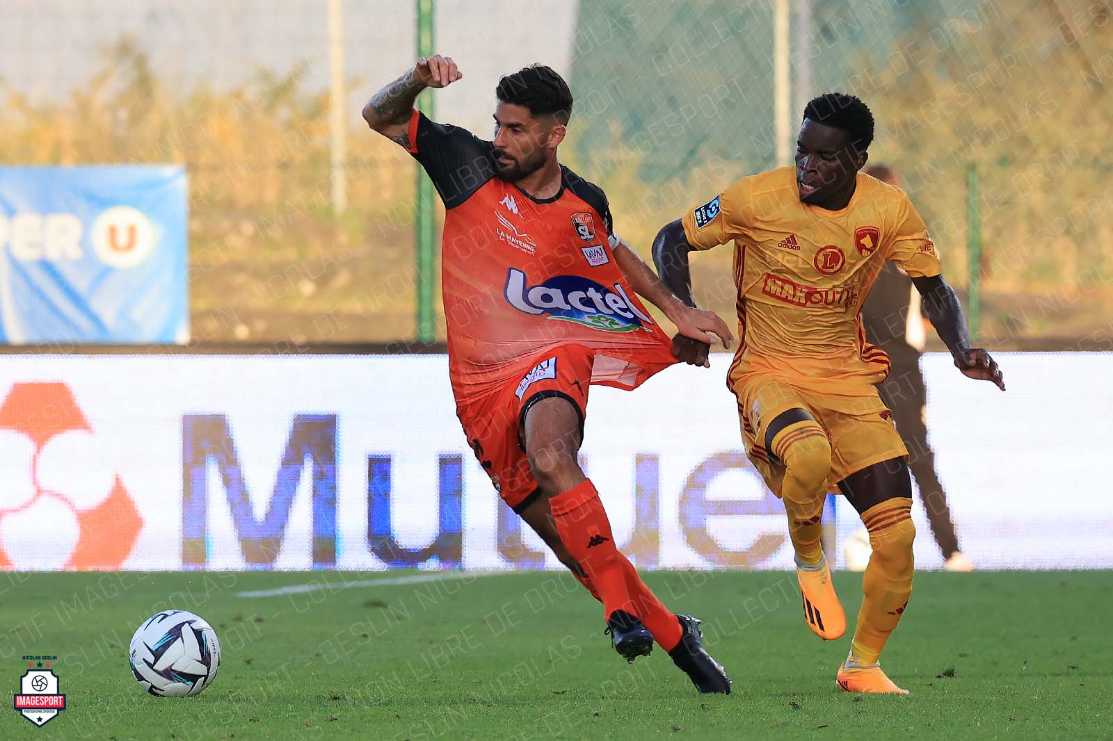 Jimmy ROYE (Stade Lavallois) / Willity YOUNOUSSA (Rodez AF)