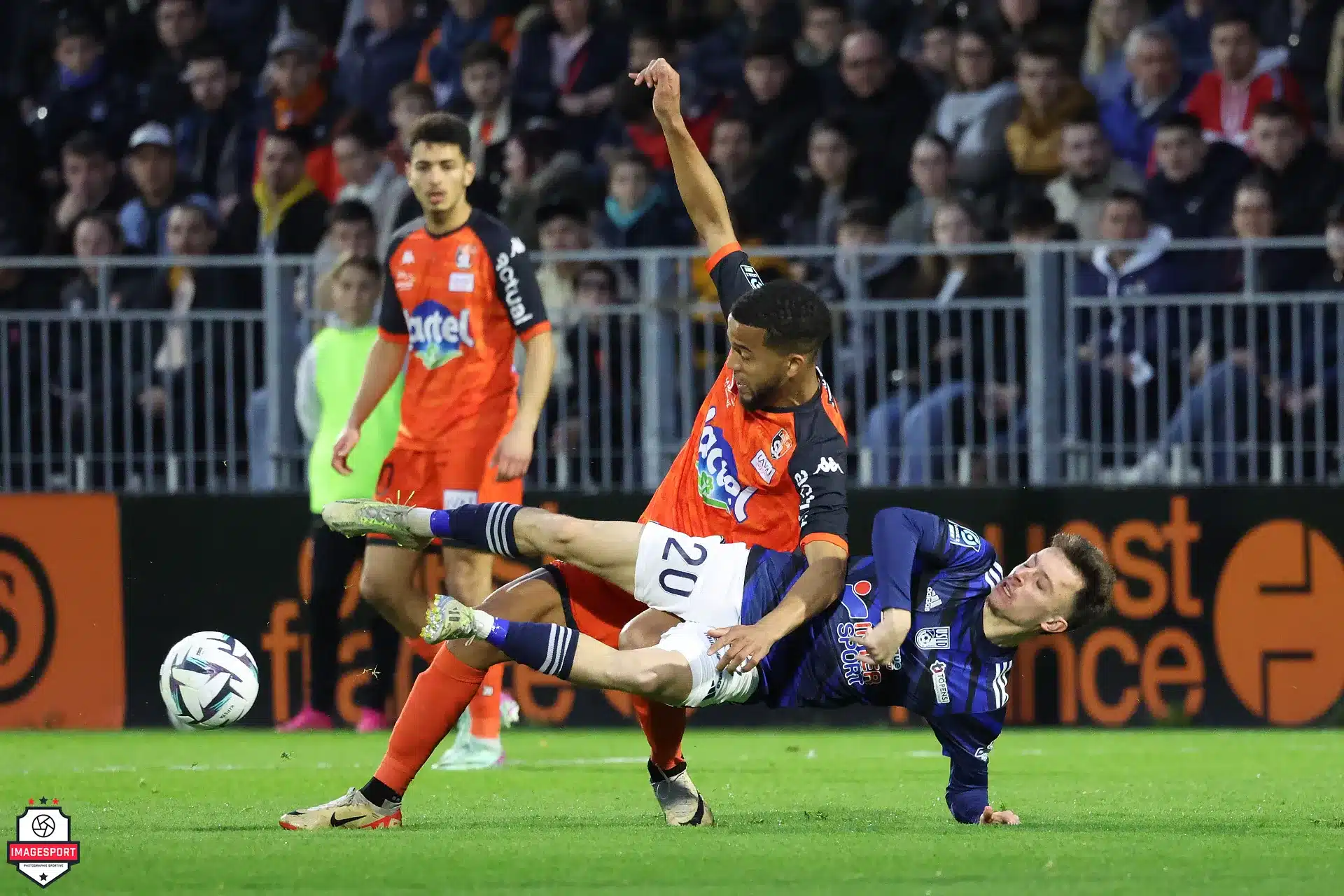 Marvin BAUDRY (Stade Lavallois) / Enzo BARDELI (USL Dunkerque)