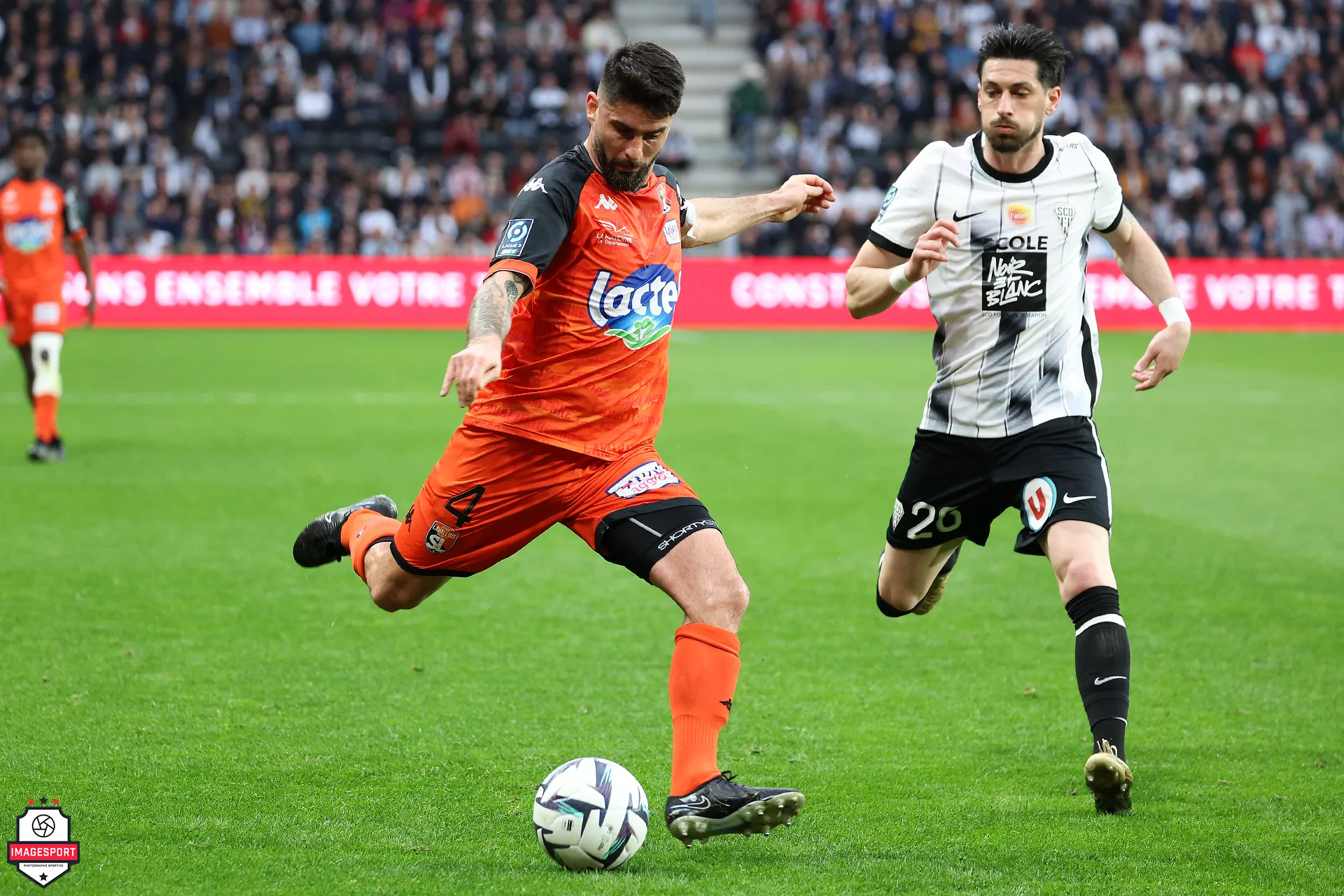 Jimmy ROYE (Stade Lavallois) / Florent HANIN (Angers SCO)