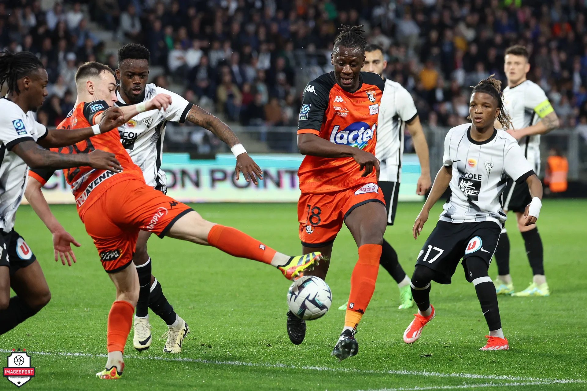 Malik TCHOKOUNTE (Stade Lavallois)
