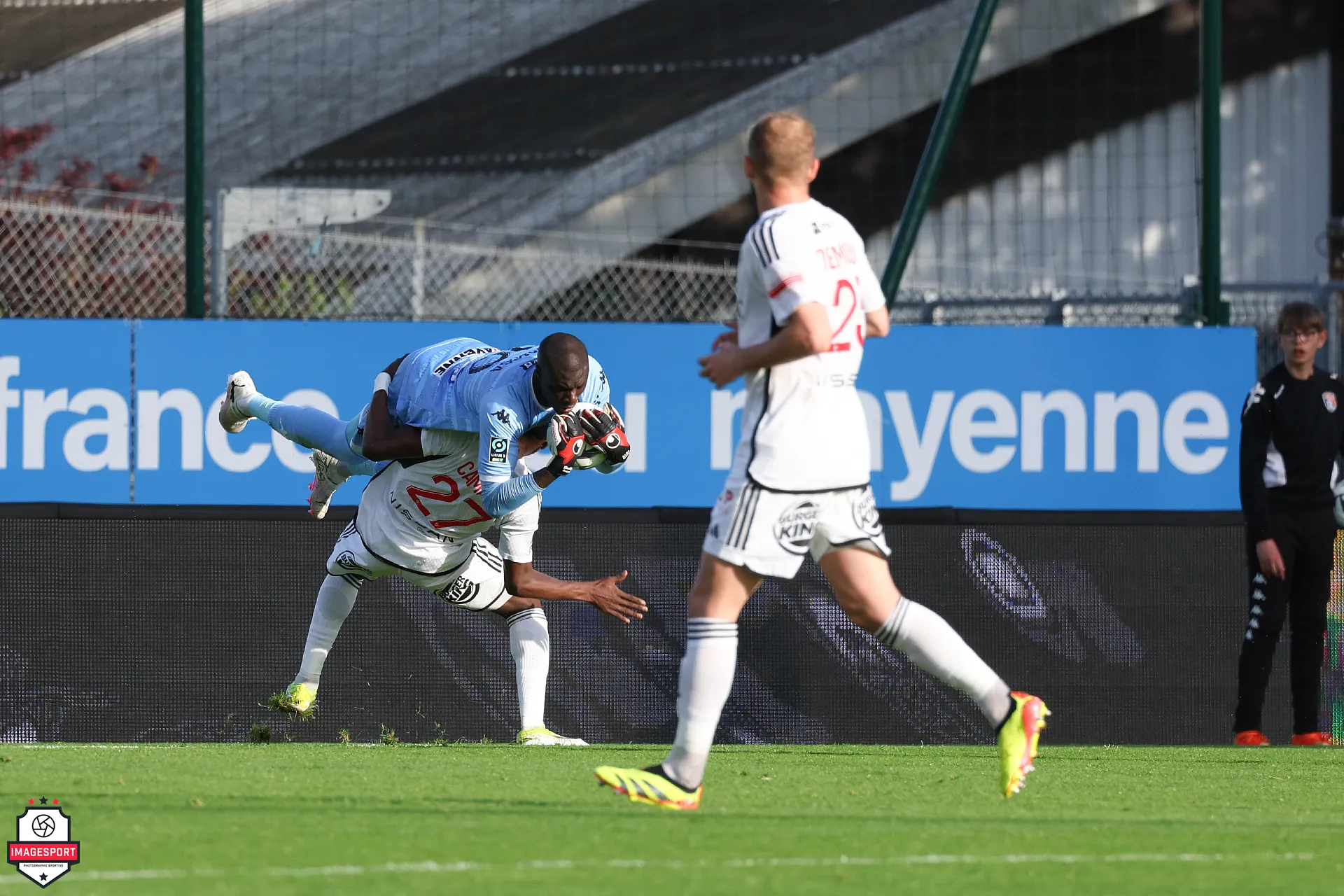 Mamadou SAMASSA (Stade Lavallois) / Ousmane CAMARA (FC Annecy)