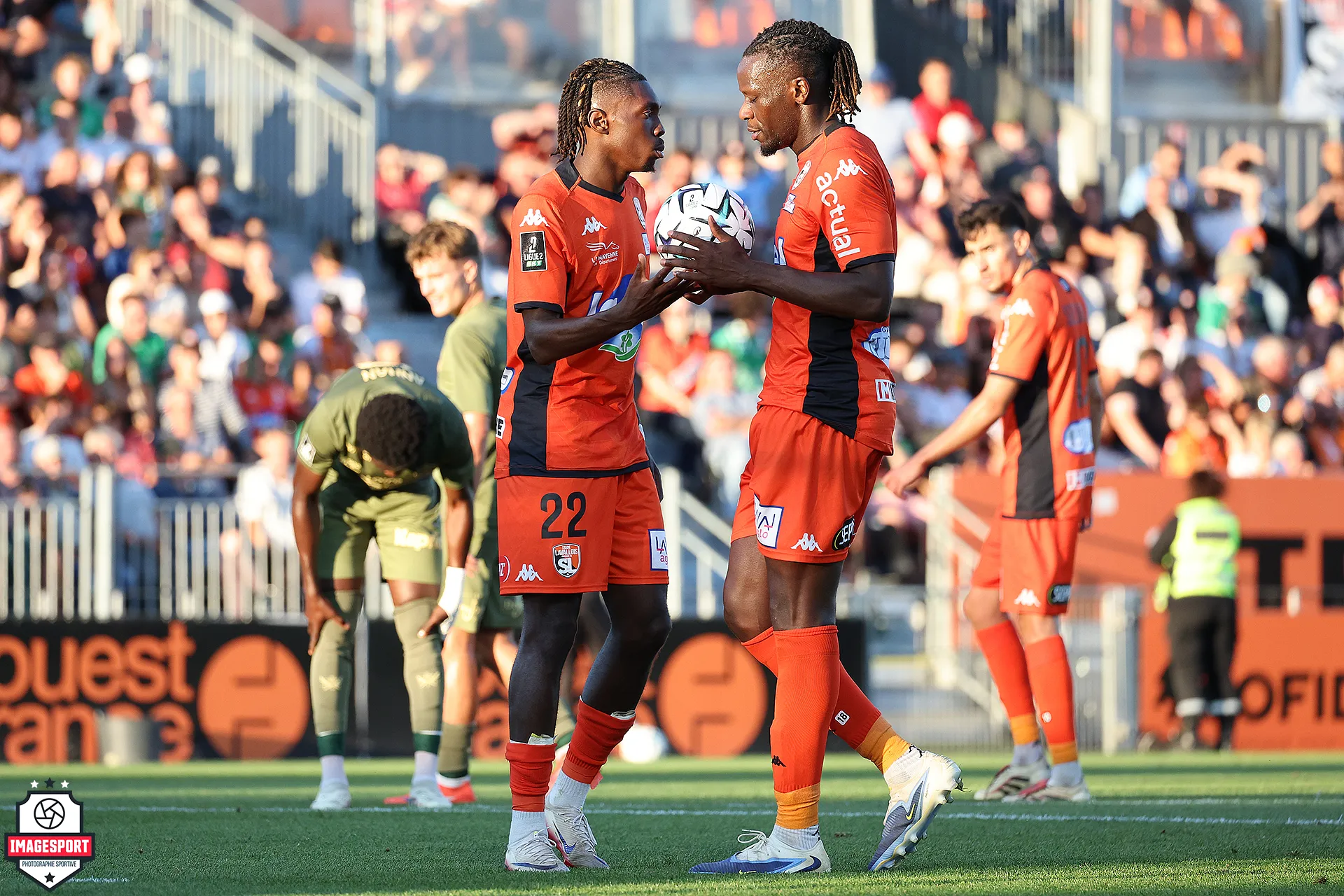 Noa MUPEMBA (Stade Lavallois) / Malik TCHOKOUNTE (Stade Lavallois)