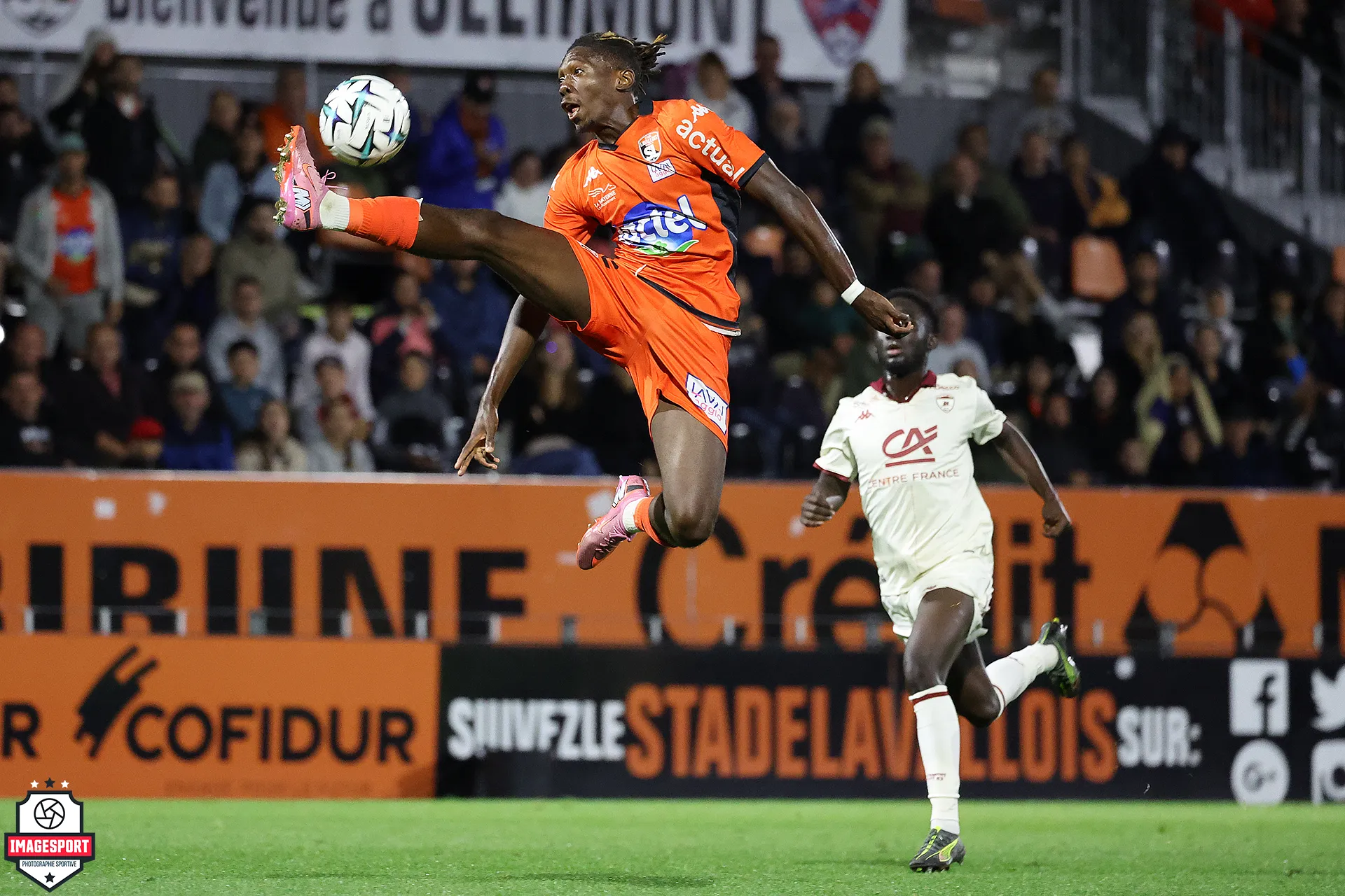 Stade Lavallois - Clermont Foot Auvergne